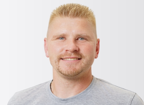 Peter Hojnos Website